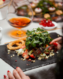 Un plat végétarien servi sur un évènement à Lorient 